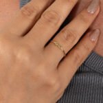 Anillo De Oro 18K Cintillo Doble Corazón- Ancho Frontal - Imagen 3