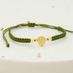 Pulsera Oro 18K Macramé Con Herraje Virgen Guadalupe Esferas Lisas  Hilo Verde