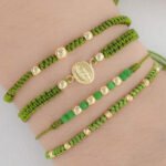 Pulsera Oro 18K Macramé Con Herraje Virgen Guadalupe Esferas Lisas  Hilo Verde - Imagen 2