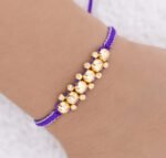 Pulsera De Oro 18K Macramé Con Esfera Y Diamantadas Hilo Morado Largo - Imagen 3