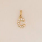 Dije De Oro 18K Letra C Con Piedras Blancas