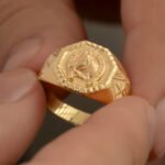 Anillo De Oro 18K Herradura Caballo Octagonal - Imagen 3