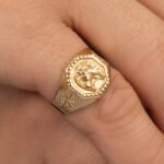 Anillo De Oro 18K Herradura Caballo Octagonal - Imagen 4