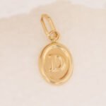 Dije De Oro 18K Letra D - Imagen 3