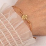 Herraje De Oro 18K Para Pulsera Tejida Letra "M" - Imagen 3